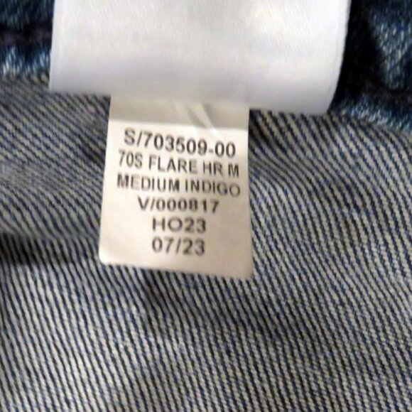 Gap 70's Flare H/R Medium Indigo Style S/703509-00 Patch Pocket Jean Sz 25/0 Reg - Picture 8 of 16